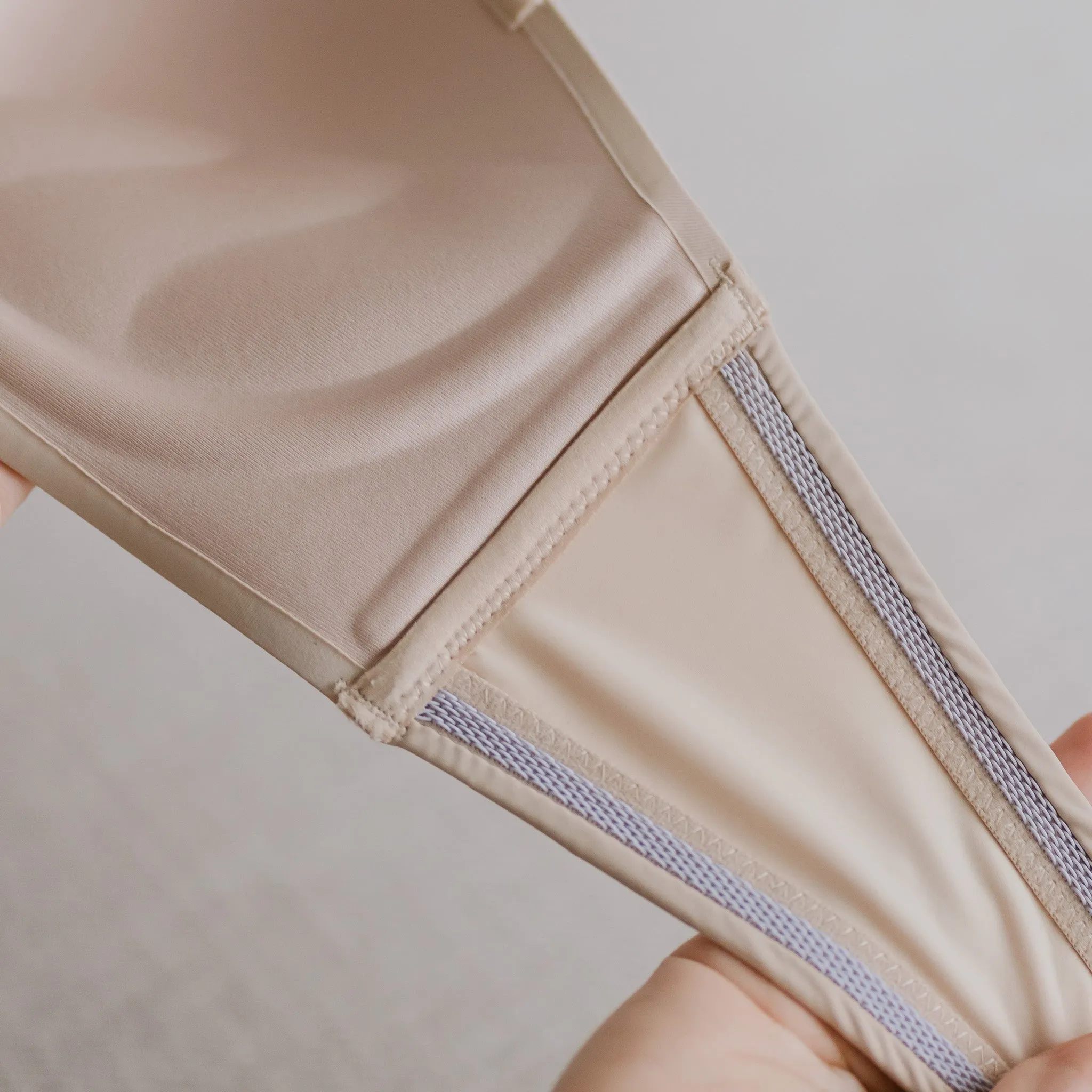 247 Seamless! 100% Non-Slip Strapless Wireless Bra in Almond Nude