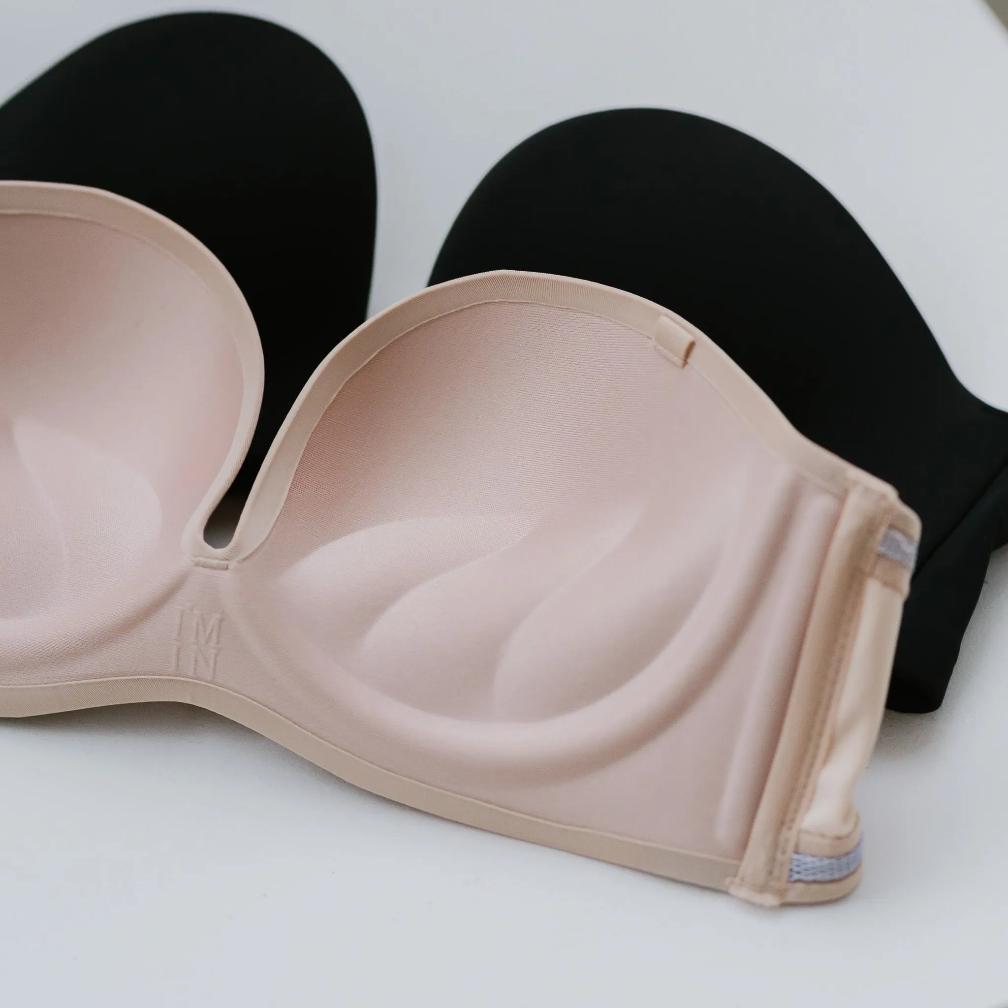 247 Seamless! 100% Non-Slip Strapless Wireless Bra in Almond Nude