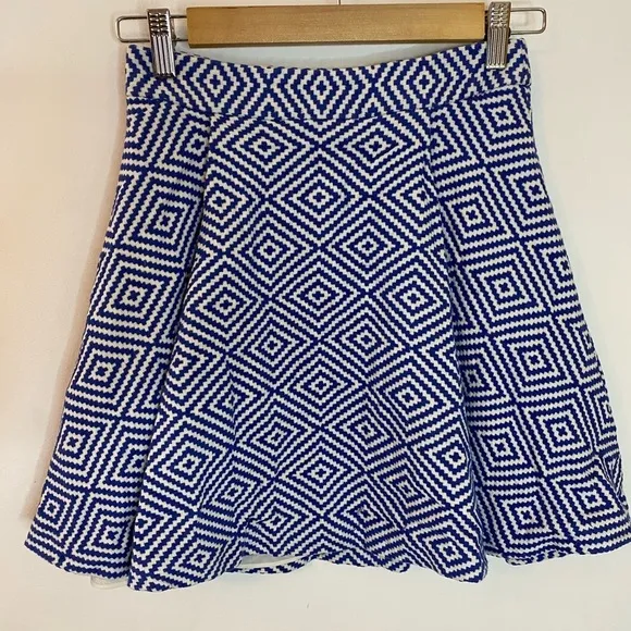 Alice and Olivia Blue And White Geometric Jacquard Mini Skirt