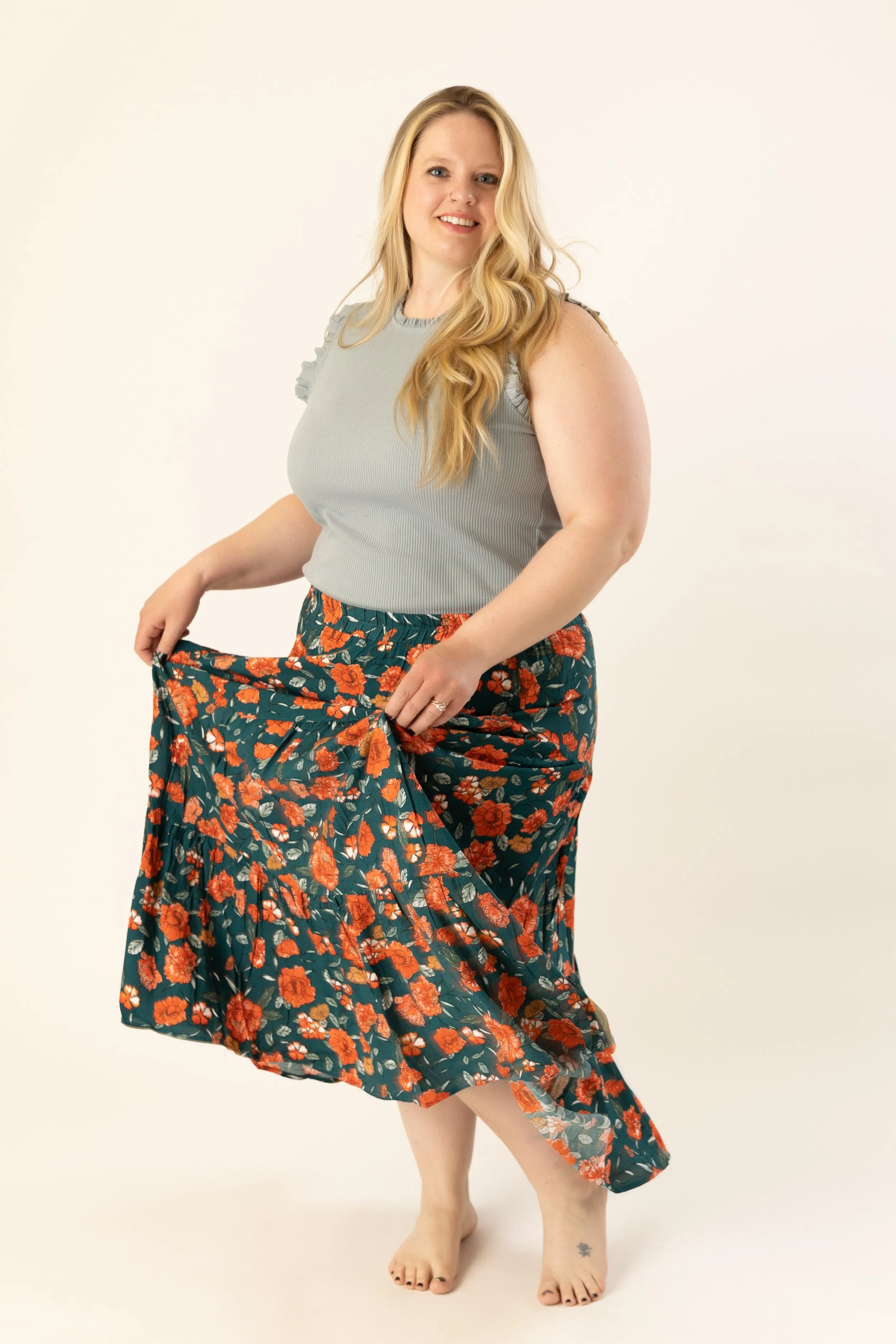 Andhra Floral Skirt Curvy