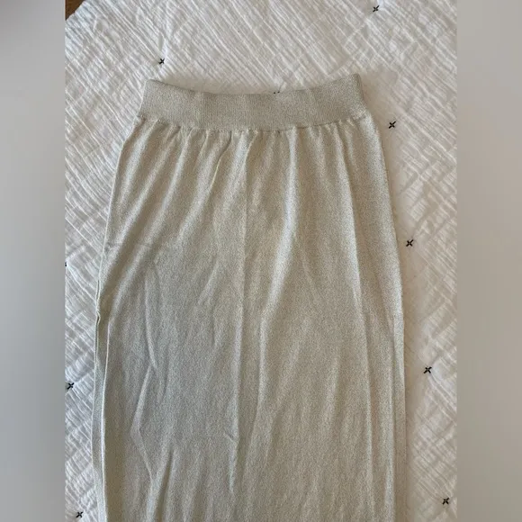 ANTHROPOLOGIE Knit Metallic Pull On Side Slit Midi Skirt Cream/Gold Size S NWT