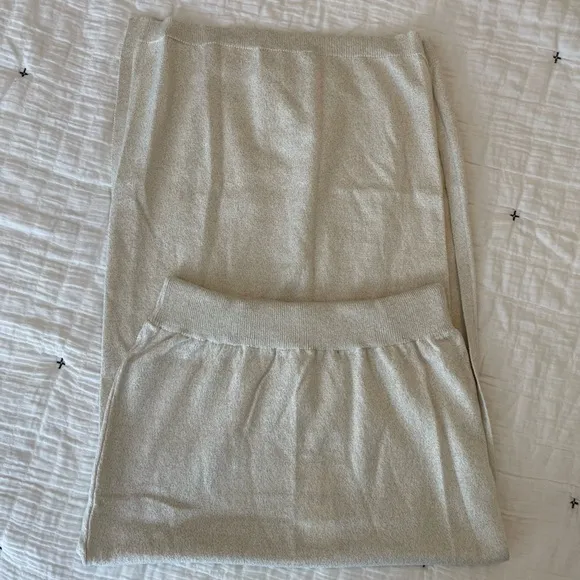 ANTHROPOLOGIE Knit Metallic Pull On Side Slit Midi Skirt Cream/Gold Size S NWT