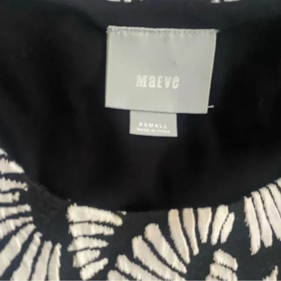 Anthropologie Maeve Dress Black White Puff Sleeve Textured Shift Mini Sz XS