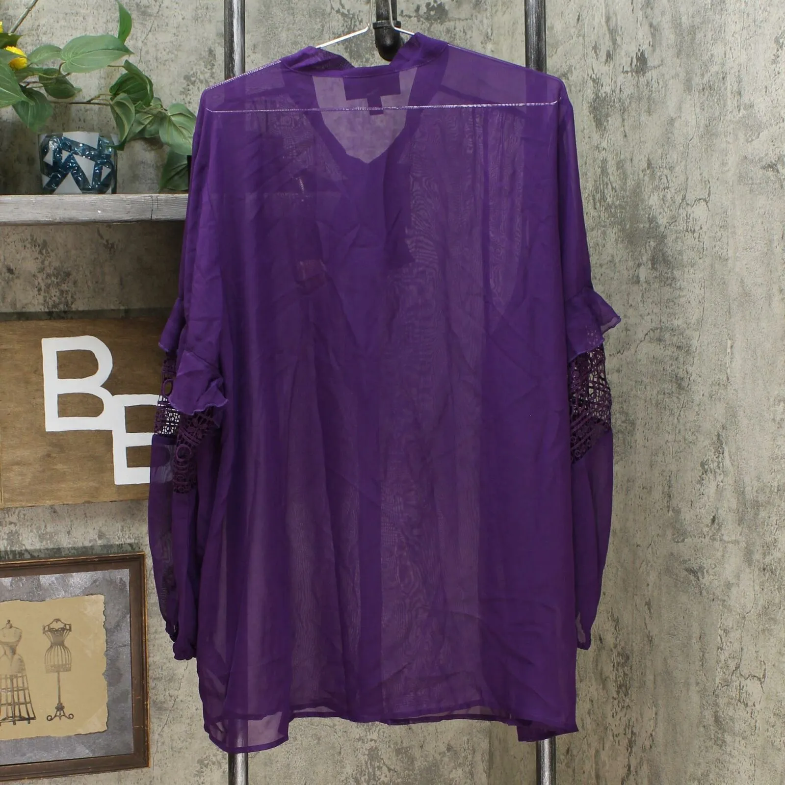 Antthony Women's Plus Size Elda Collection 2-Piece Chiffon Blouse And Tank Top