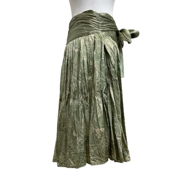 April May 100% Silk Green Floral &amp; Polka Dot Belted Knee Length Skirt