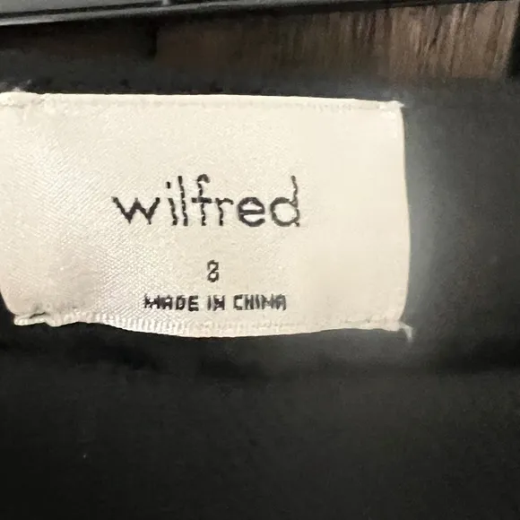 Aritzia Wilfred Pleated Lined Mini Skirt Black Size 8 EUC