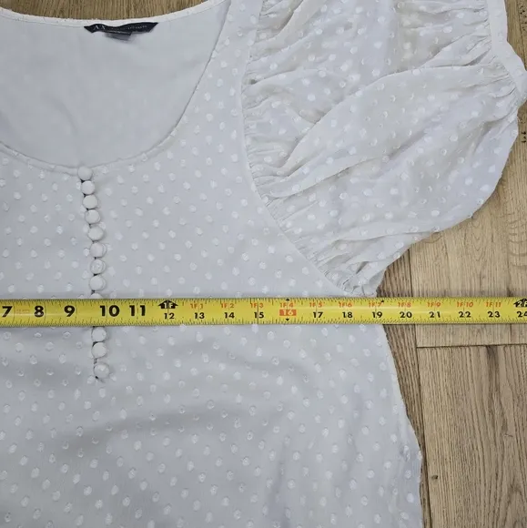 Armani Exchange Ivory Swiss Dot Shift Dress with Button Detail Size Large