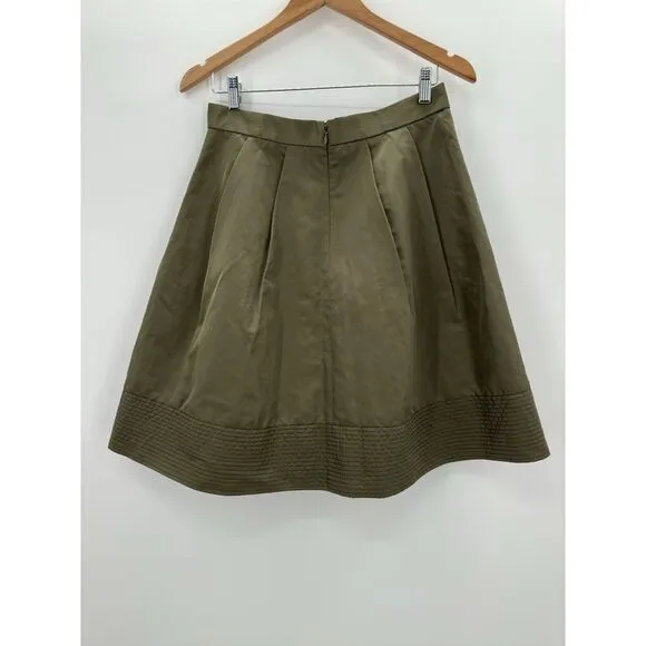 Banana Republic Olive Green Satin Pleated Skirt‎  Women's Size 10 NEW