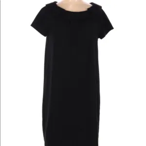 BANANA REPUBLIC SHIFT SCOOP NECK MIDI BLACK DRESS