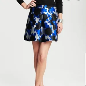 Banana Republic skirtFloral Jacquard Pleated Full Skirt