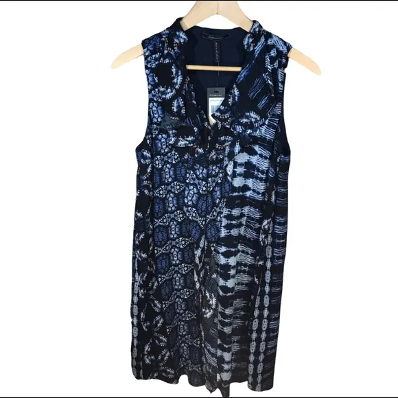 BcbgMaxazria Shift dress
