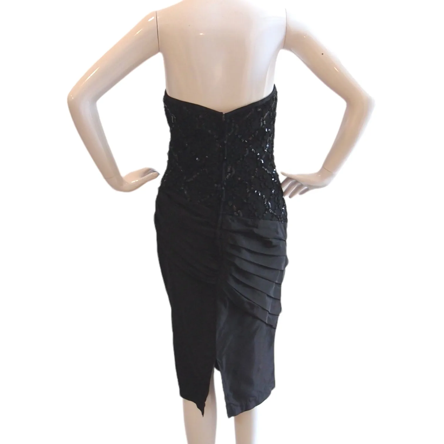 Black Bombshell Flower Sequinned Bustier Cocktail Dress
