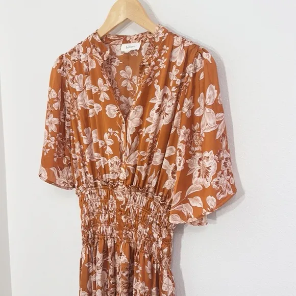 BOHME Jaslyn Floral Midi Dress, Satin, Flutter Sleeves Like New! Size Small