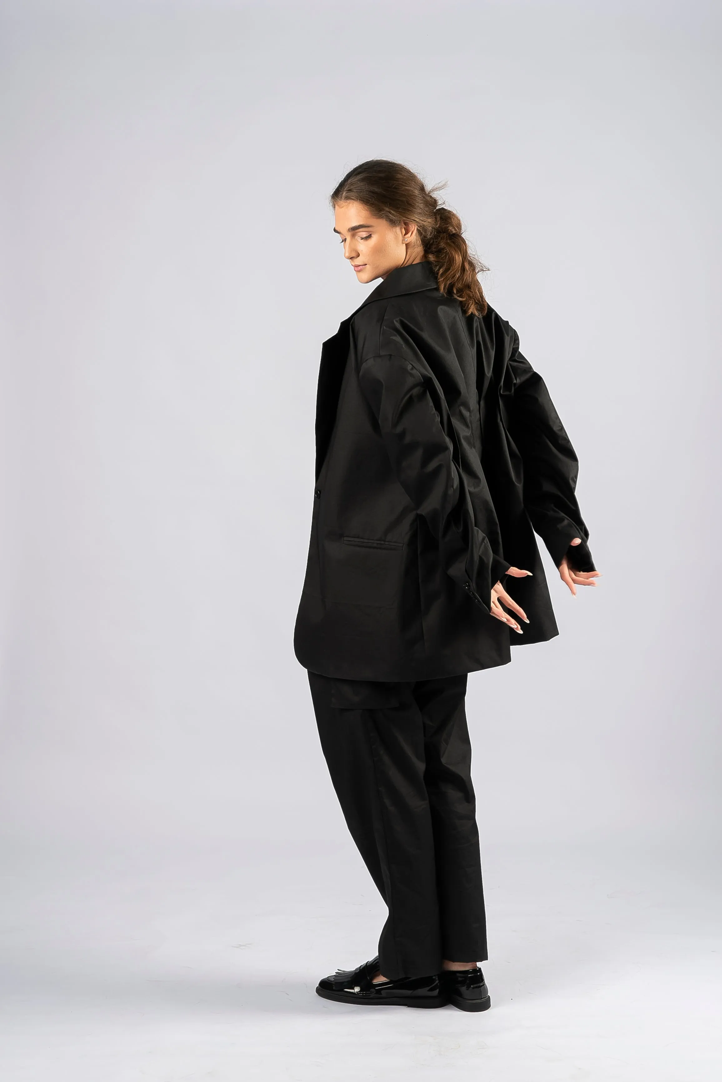BRAWNY BLAZER