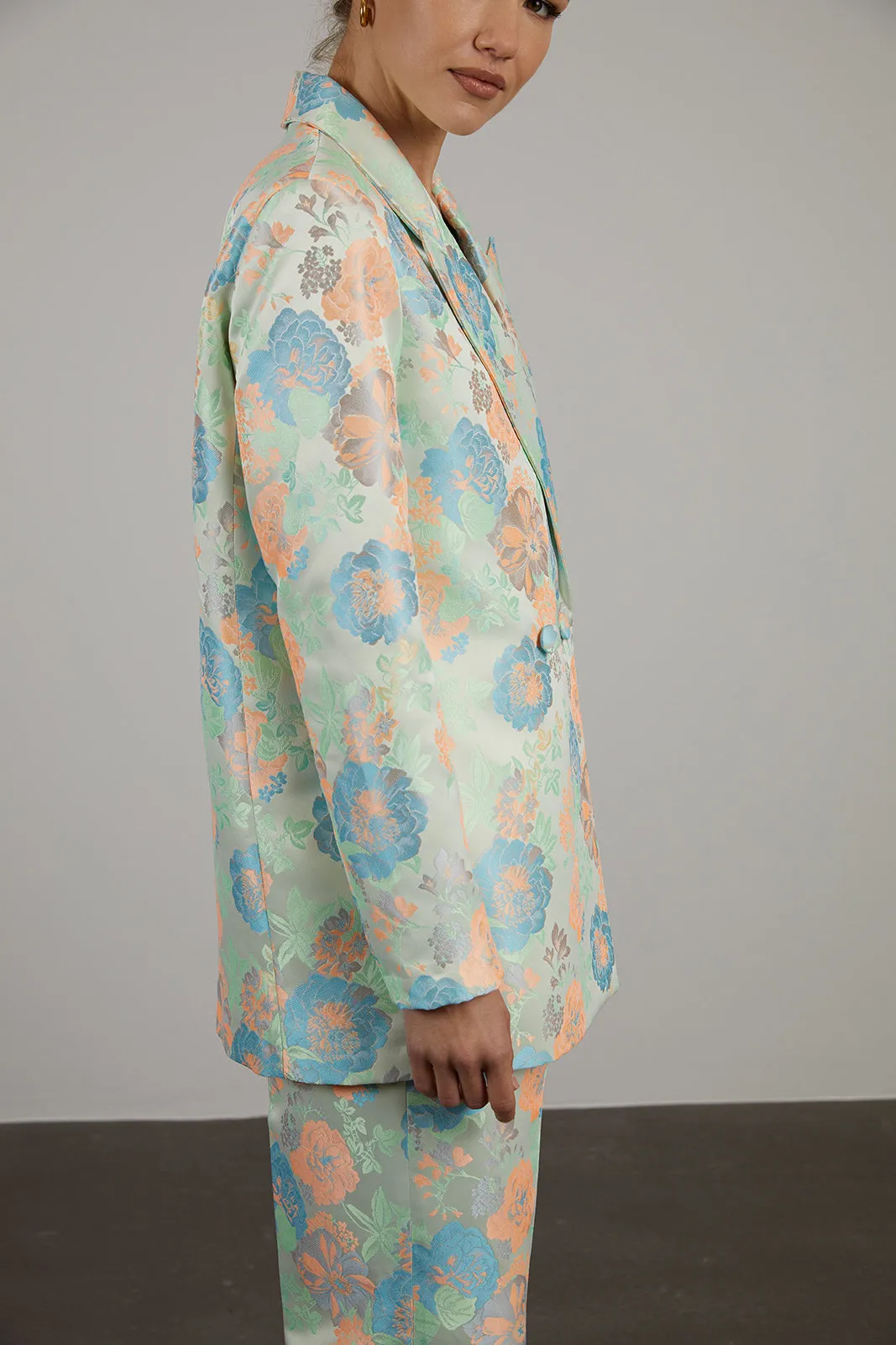 CALÇA AZUL SALMÃO OVERSIZED JACQUARD ESTAMPADO FLORAL
