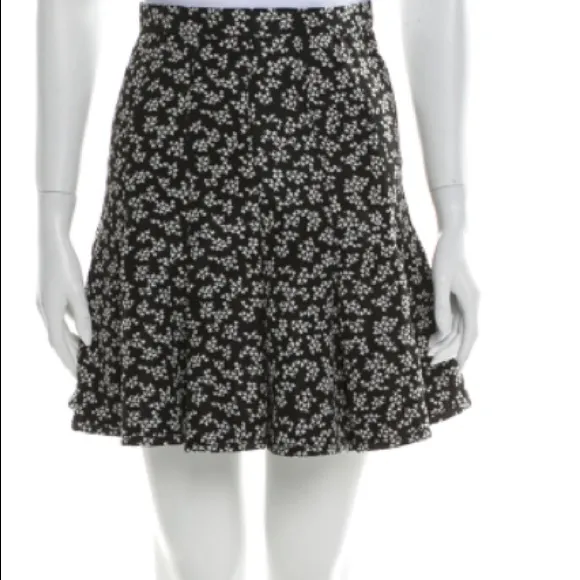 Carven Black white floral print mini pleated A-Line skirt sz 4