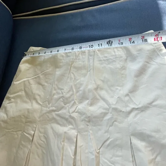 Charles Nolan Pleated Skirt Beige and White Size 10