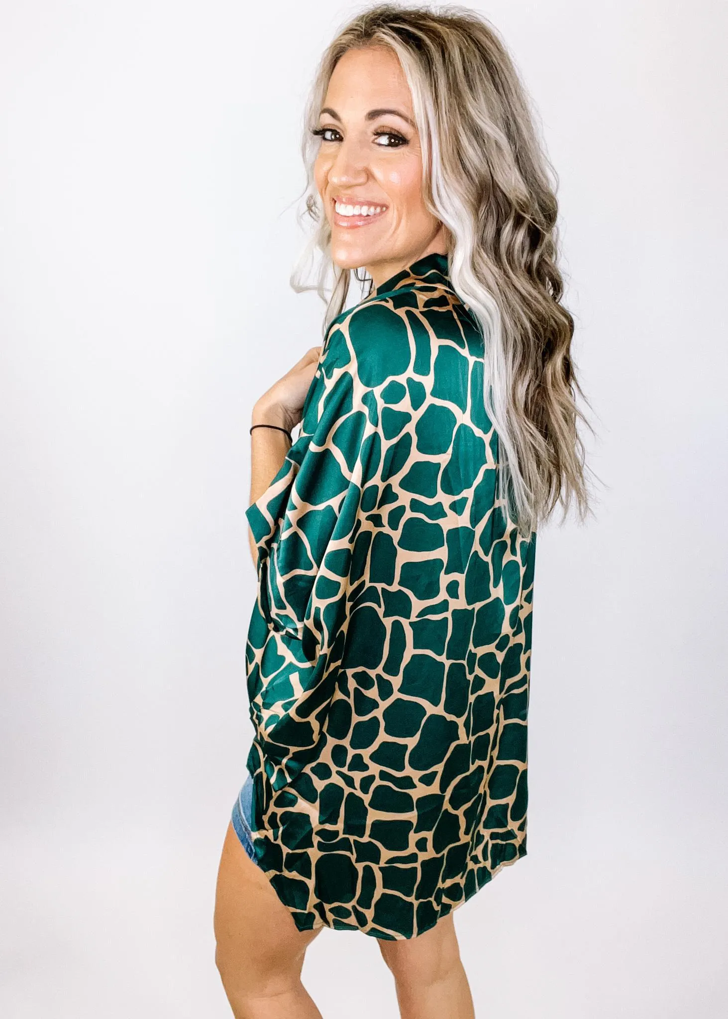 Collared Giraffe Print Button Up Blouse