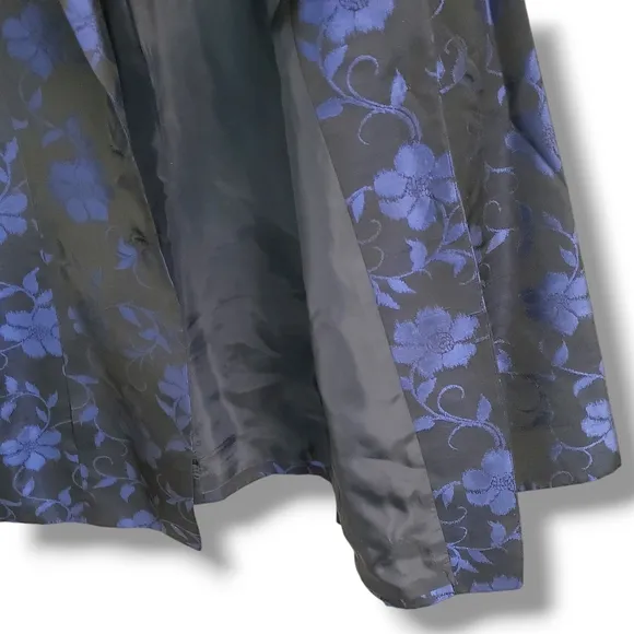 Dana Buchman Silk Black and Blue Floral Patterned 2-Piece Size 14/16