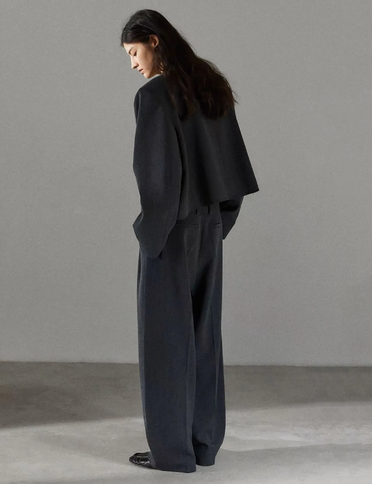 Dani Cropped Boxy Blazer in Charcoal