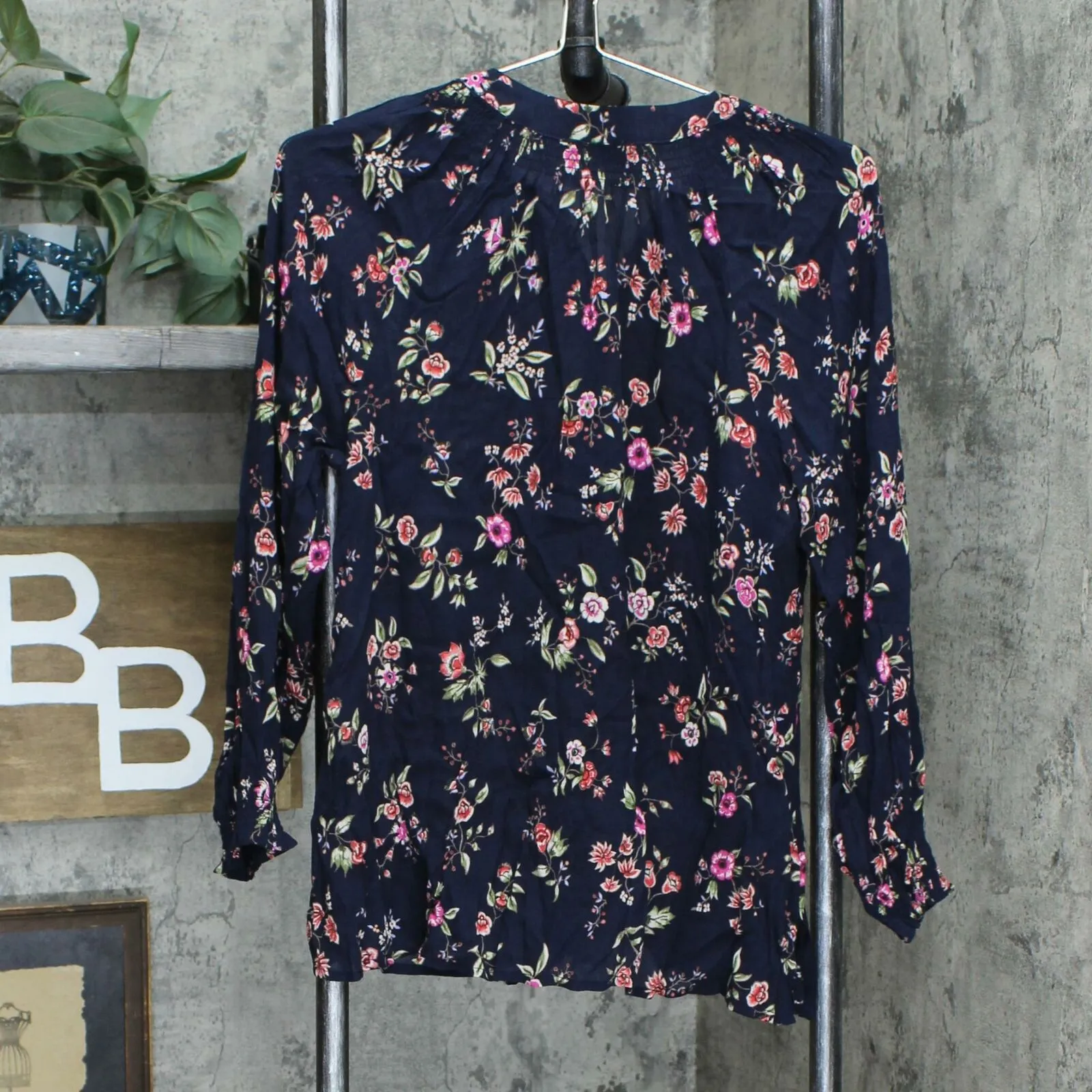 Democracy Floral Smocked Neck Tie Front Top Navy XS