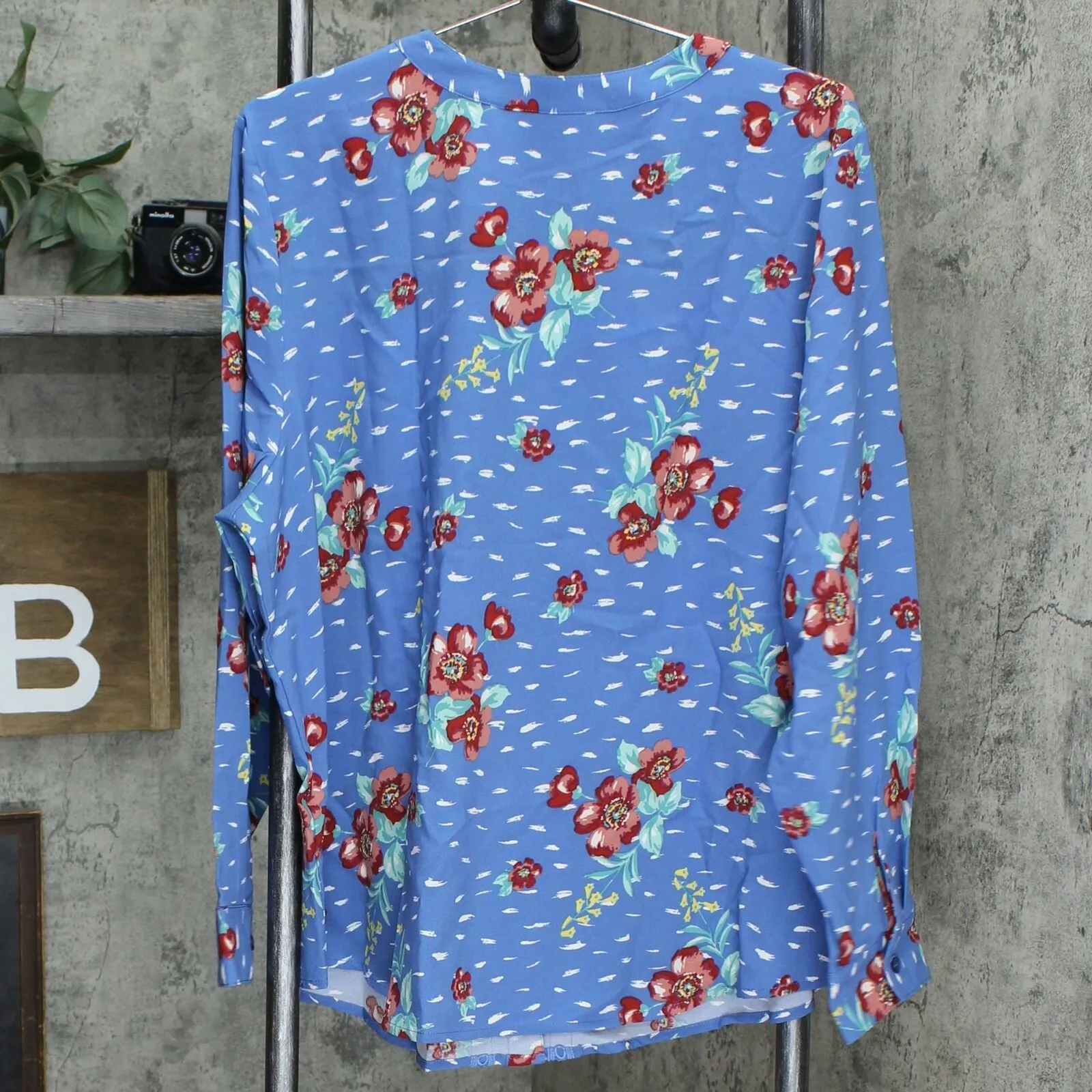 Denim & Co. Women's Floral Stretch Woven Lace Trim Y-Neck Blouse
