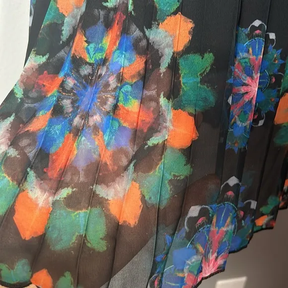 Desigual Midi Pleated chiffon Skirt Elastic Band size US 6