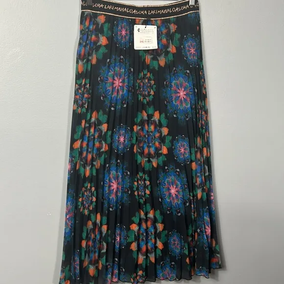 Desigual Midi Pleated chiffon Skirt Elastic Band size US 6