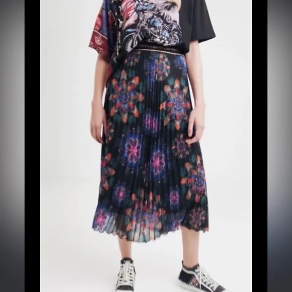 Desigual Midi Pleated chiffon Skirt Elastic Band size US 6