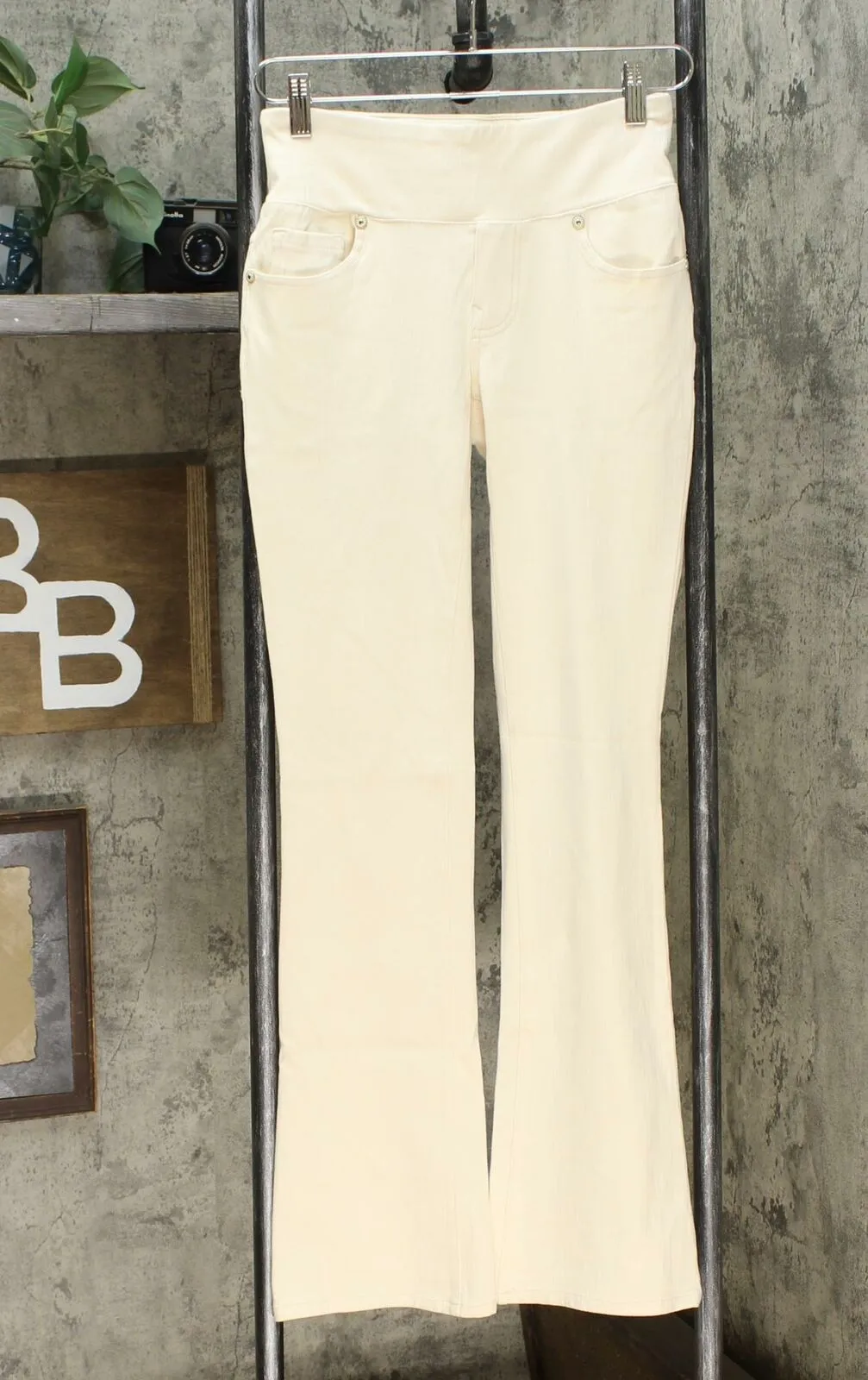 DG2 by Diane Gilman Women's Stretch Knit Twill Boot Cut Jeggings Cream XS