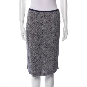 Diane von Furstenberg Justin 100% Silk Jersey Navy Blue Geometric Skirt Size 8