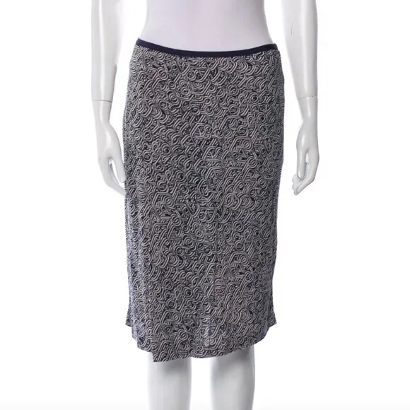 Diane von Furstenberg Justin 100% Silk Jersey Navy Blue Geometric Skirt Size 8