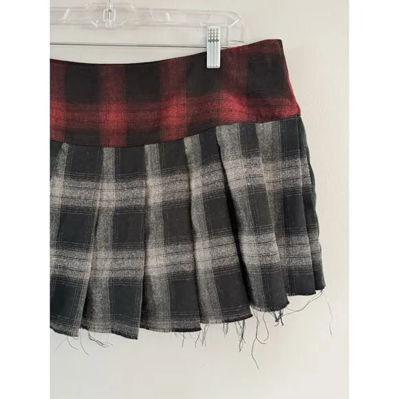 Dolls Kill X Daria 90s Cynic Plaid Mini Skirt Sz XL Dark Academia Pleated