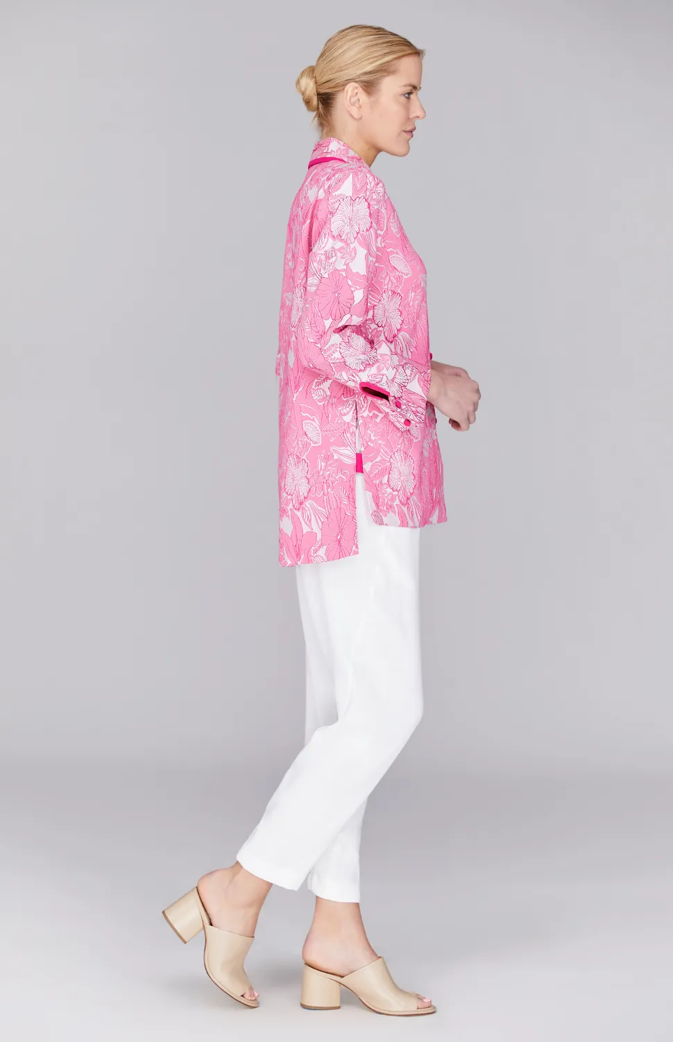 Floral Lattice Collared Button Down w/ Side Tab