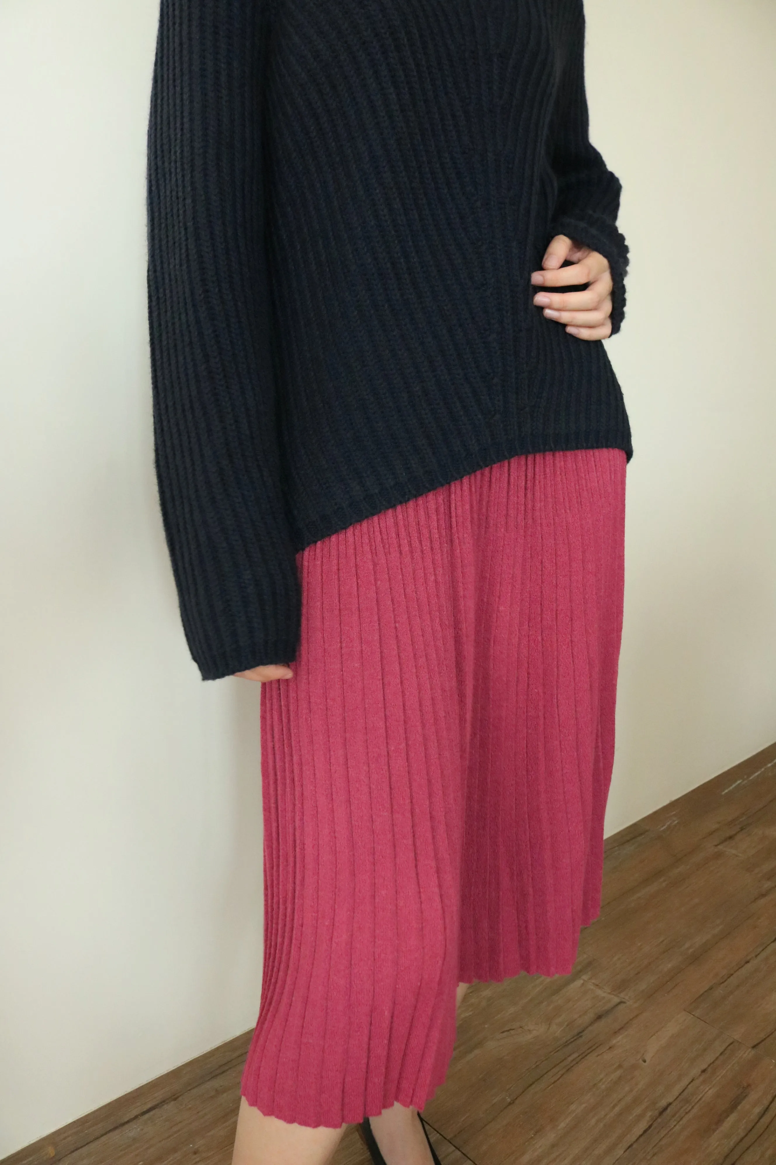 fuschia Skirt (vintage)-sold out