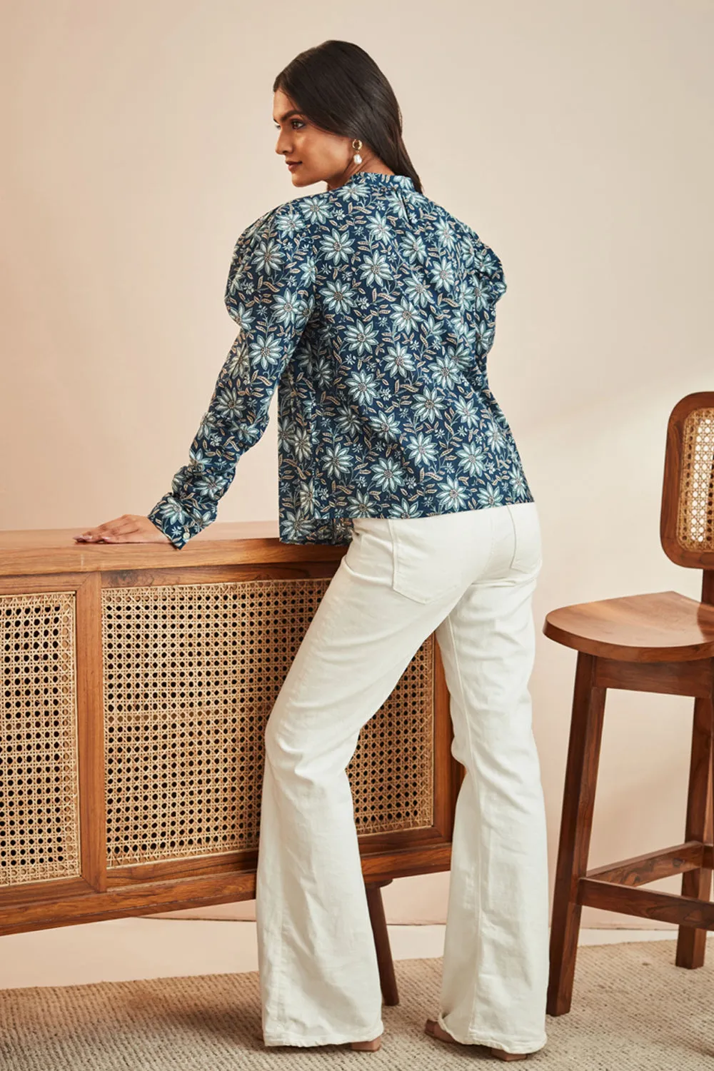 Gigot Sleeve Shirt