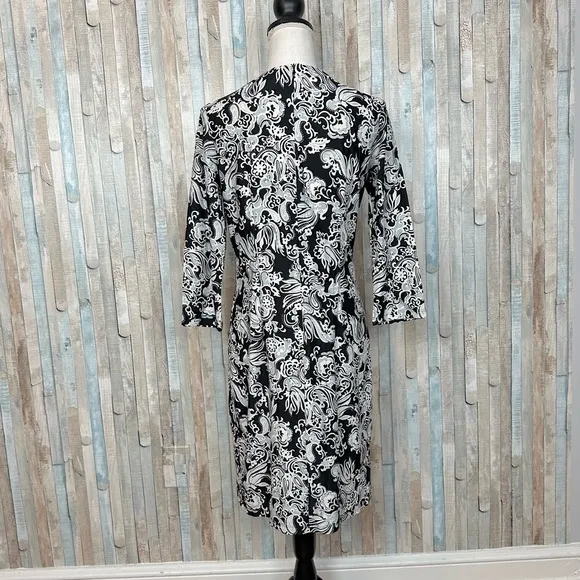 Jude Connally M Paisley Print Marlowe Stretch Jersey Knit Shift Dress Black Gray