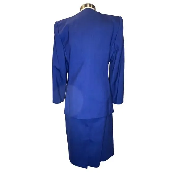 LE SUIT Paris  New York   Women's Blazer/Skirt 2 Pc set Blue Size 12 Long Sleeve