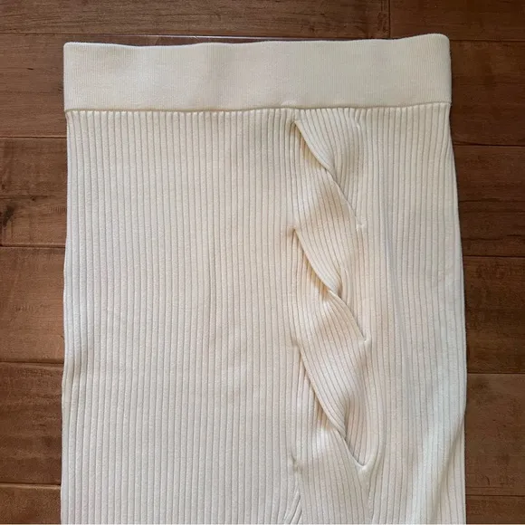 Like New Anthropologie Maeve Cable Knit Twist Midi Skirt in Ivory