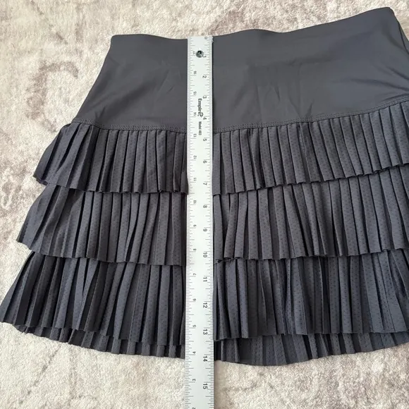 Lucky in Love Mon Amie Pleated Tier Skirt Pickleball Tennis Golf Gray Small