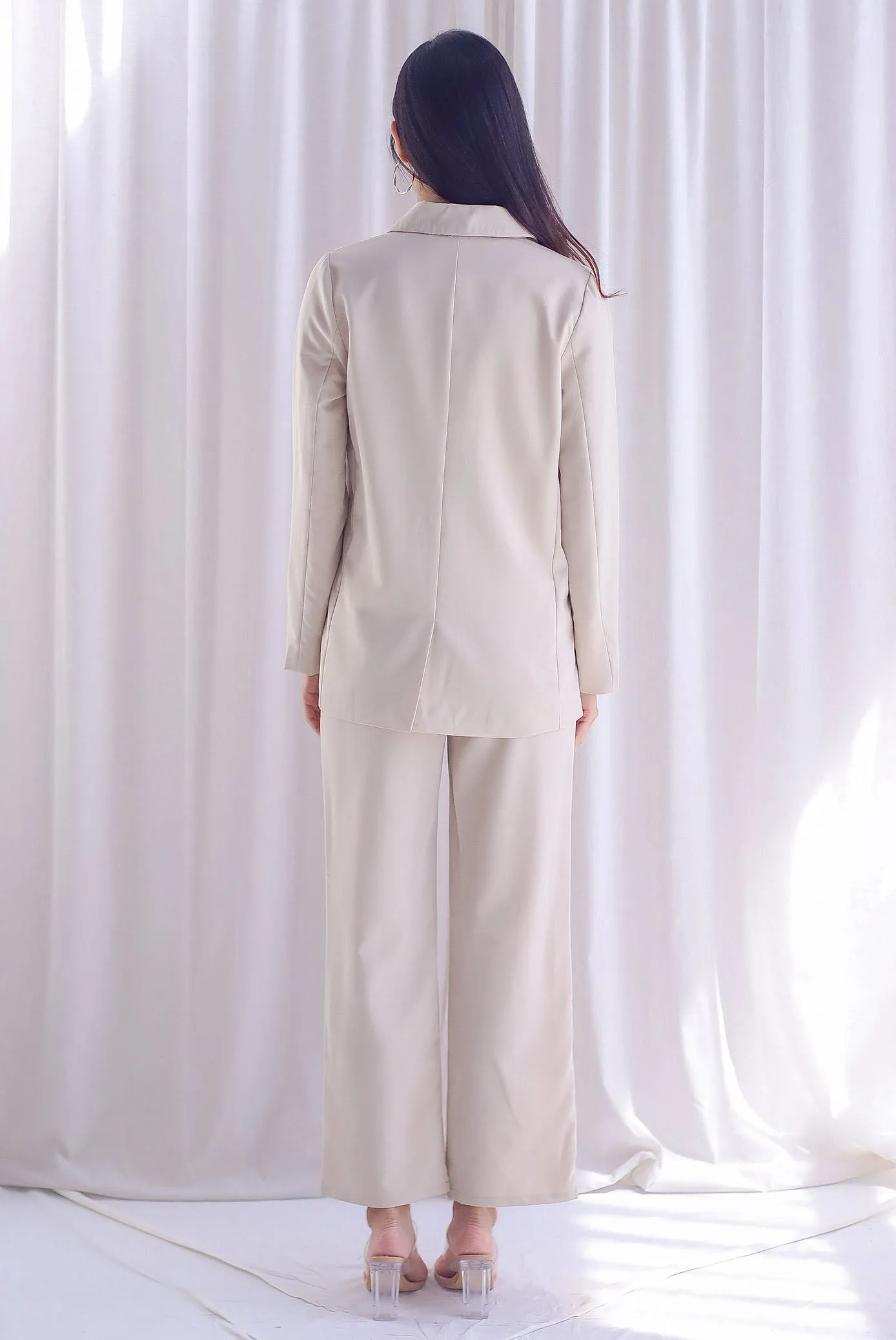 Mishka Oversized Button Blazer In Ecru