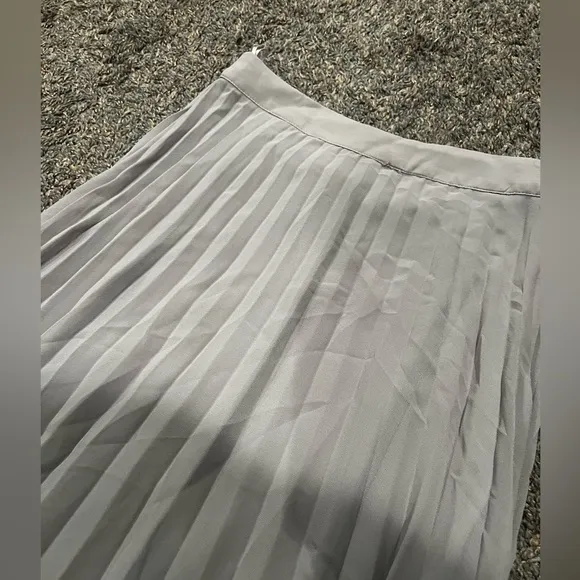Morning Lavender Long Pleated Gray Maxi Skirt