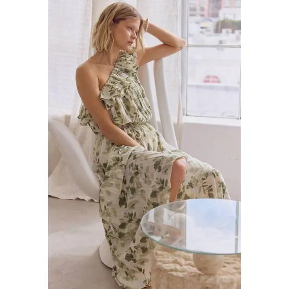 NEW ENTRO isn't she romantic pleated top and skirt set in ivory/green