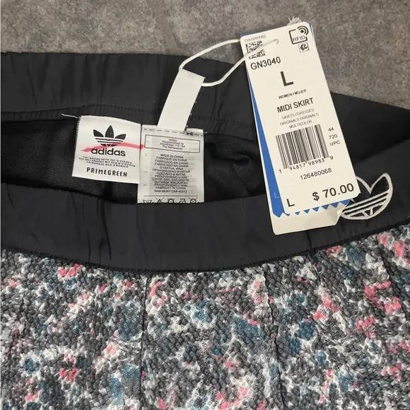 🦄NWT Adidas MIDI Pleated Multicolor 3 Strips Skirt, Size L