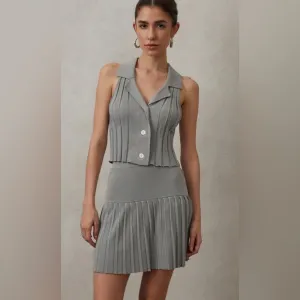 NWT SET SINCERELY JULES Effortlessly Pleated Sleeveless Sweater Vest and Skirt.