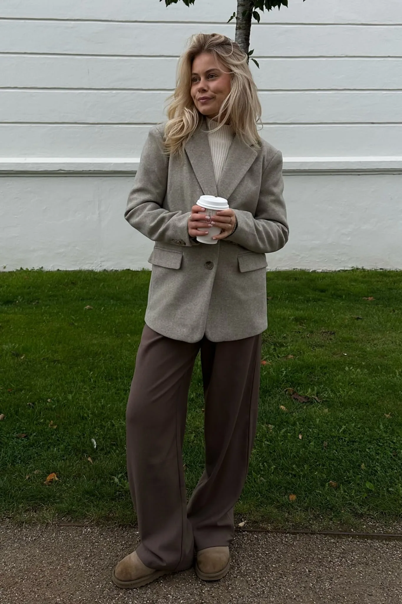 ONLWembley Blazer - Beige