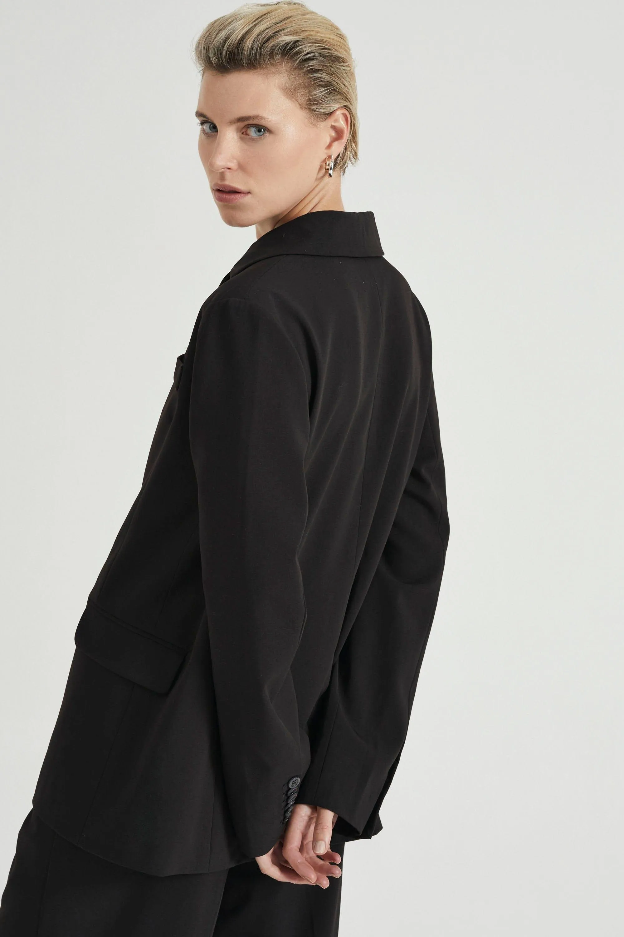 OVERSIZED BLAZER | BLACK