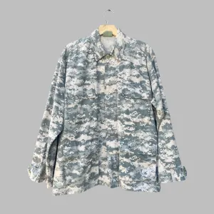 Pixelated Multi-Scale Camo jacket
