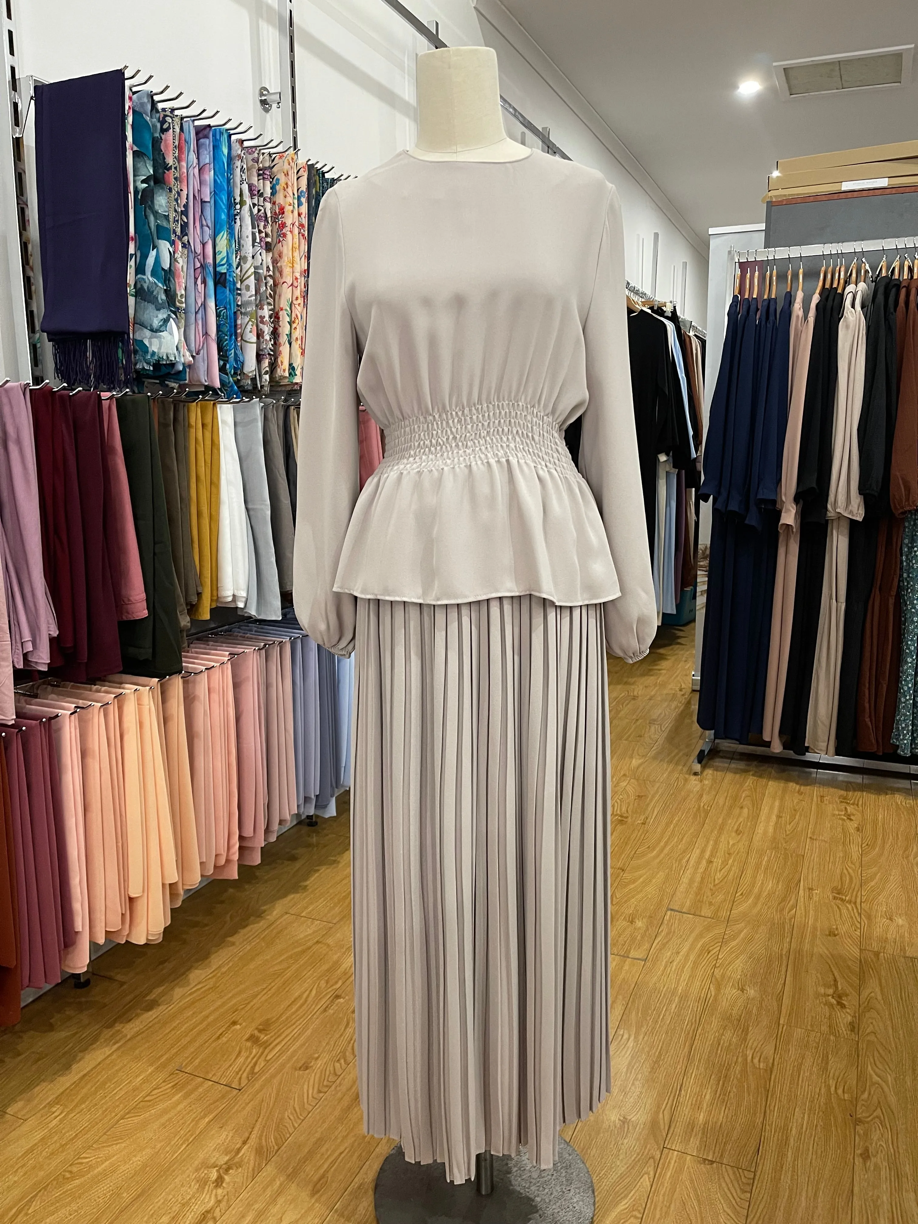 Pleated Skirt - Cream