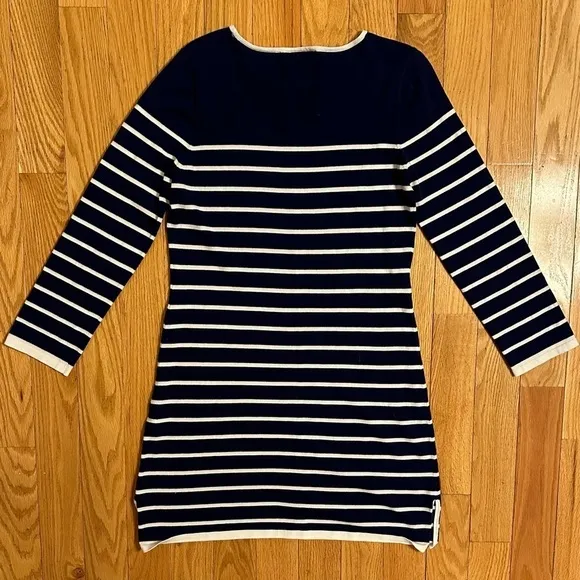 Sail to Sable Navy Blue &amp; White Striped Knit Shift Dress Sz M preppy long sleeve